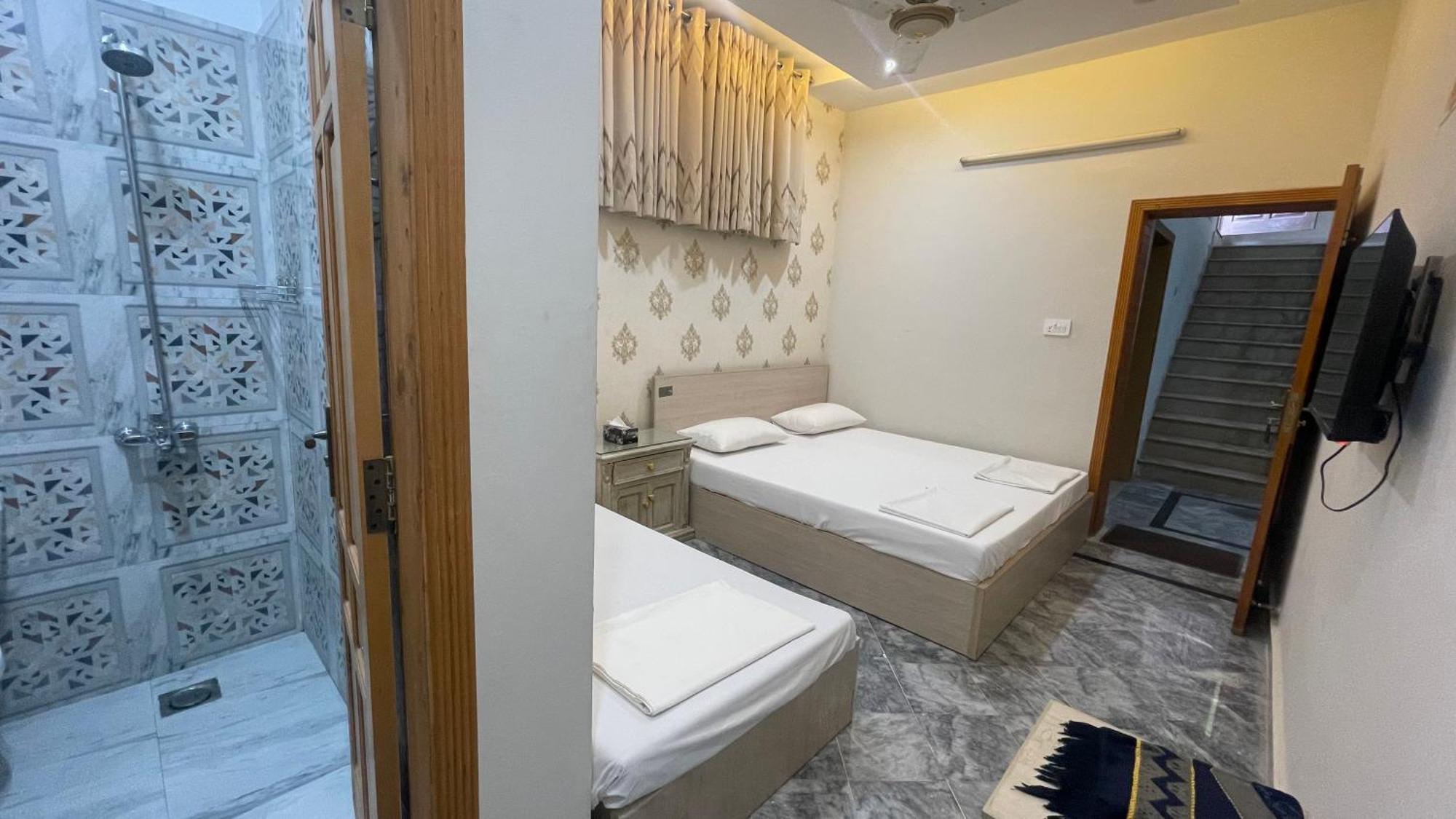Midways Guest House And Hotels Islamabad Exterior photo